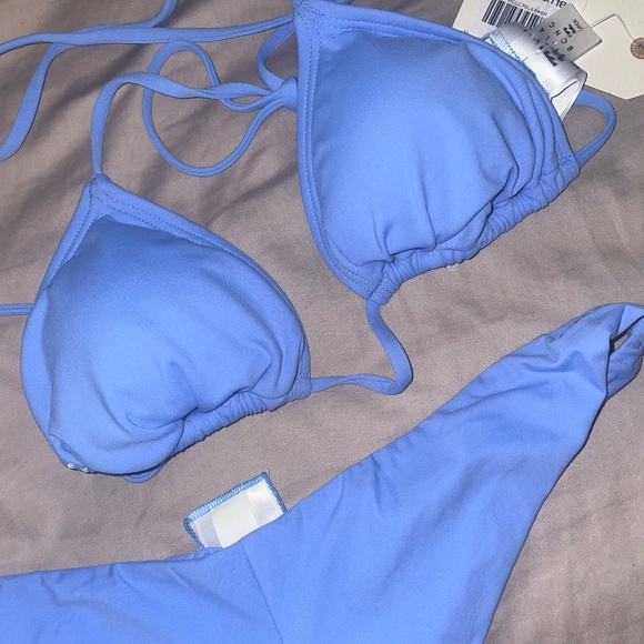 billabong bikini - Picture 1 of 4